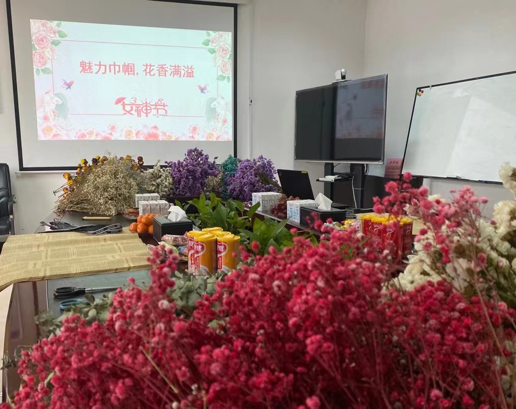 开云app官方登录入口,开云(中国)
,宏明日望,株洲电子科技,湖南电容器,株洲电容器,电容器