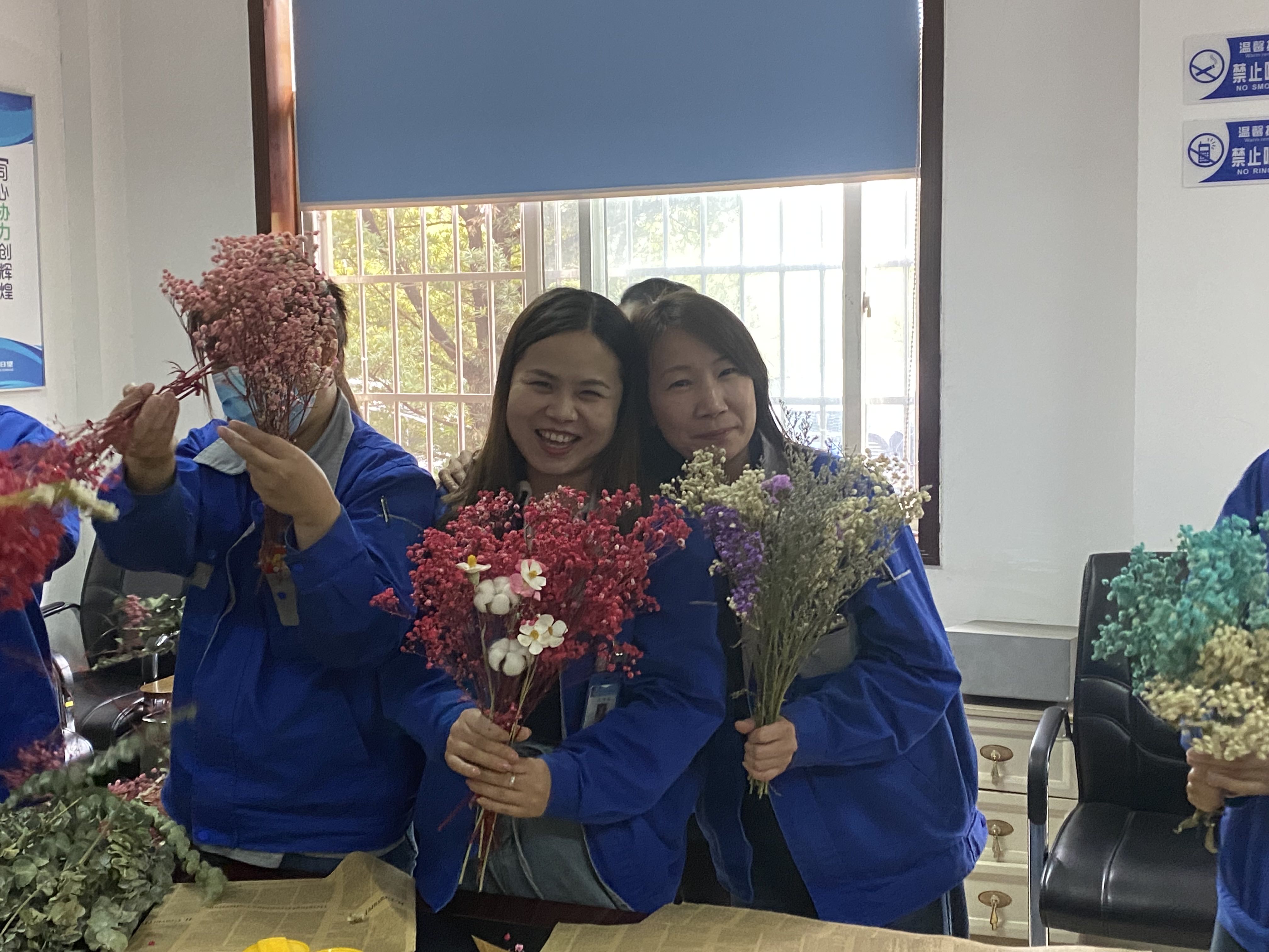 开云app官方登录入口,开云(中国)
,宏明日望,株洲电子科技,湖南电容器,株洲电容器,电容器